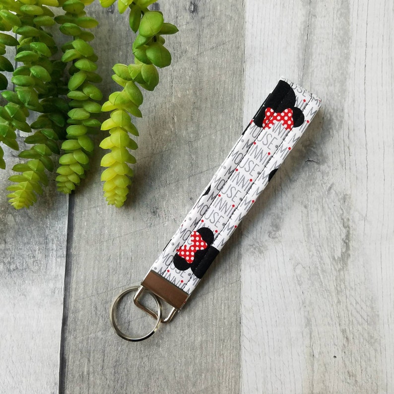 Minnie Mouse Key Fob Disney Keychain Etsy