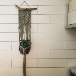 Digital Macrame Plant Hanger Pattern PBAS14 - Instant Download