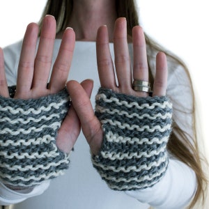 Fingerless Gloves Knitting Pattern - Curiouser
