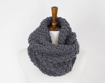 Rainy Day - Knitting Pattern - Infinity Scarf Knit Cowl - Brome Fields