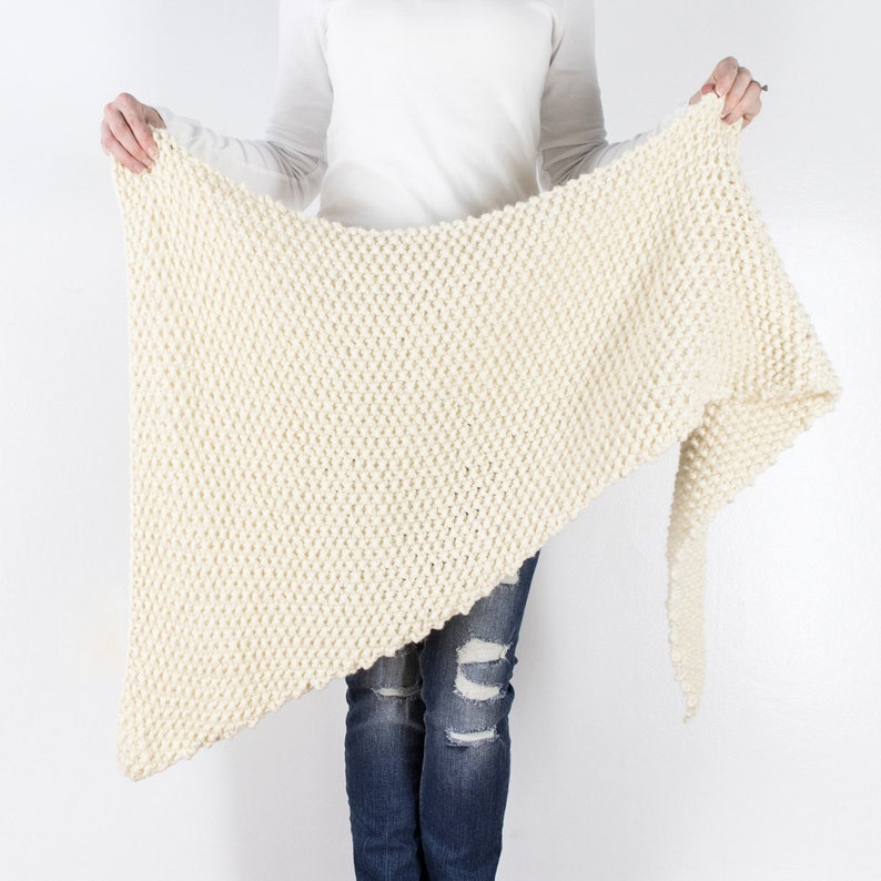 Seed Stitch Triangle Shawl Knitting Pattern / Shawl Scarf Pattern / Knit Triangle Scarf / Easy Shawl Knitting Pattern / Cuddles image 3