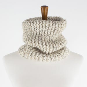 Knitting Pattern - Super Easy Cowl Pattern Garter Stitch Beginner Pattern Infinity Scarf Chunky Knit- Humility - Brome Fields