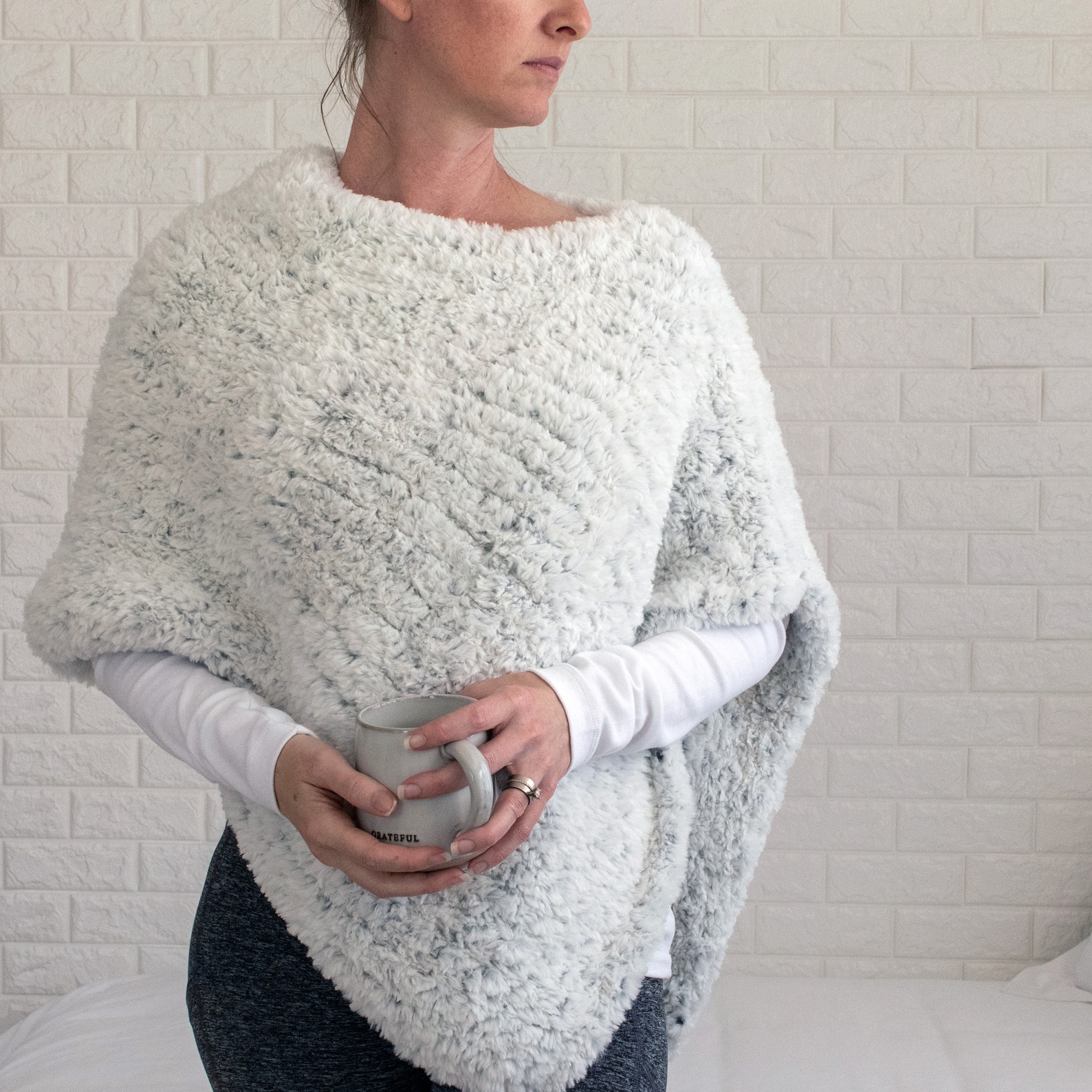 Poncho Knitting Pattern Chunky Knit Poncho Modern Poncho Etsy
