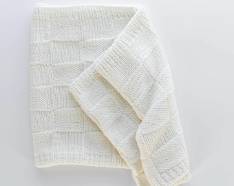 Checkerboard Blanket Knitting Pattern, Seamless Quilted Knit Blanket Lightweight Summer Blanket Pattern, PDF Download, Cottage Lattice