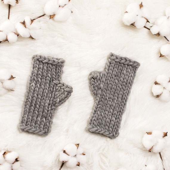 Classic Chunky Knit Fingerless Gloves Pattern, Wool Fingerless