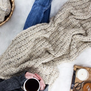 Blanket Knitting Pattern, Quick & Easy Super Bulky Baby Blanket Pattern, 8 Sizes, Toddler, Twin, Square Blanket, Blessing
