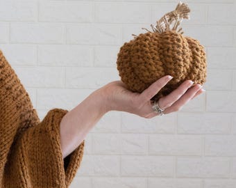 KNITTING PATTERN, Seed Stitch Pumpkin Knitting Pattern, Rustic Pumpkin Pattern, Braided Twine Stem Pumpkin Knitting Pattern
