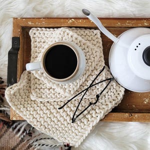 KNITTING PATTERN Thick Knit Potholders 3 Trivet Knitting Patterns Knit Coaster Knit Flat Project for Beginner Knitters - Coming Home