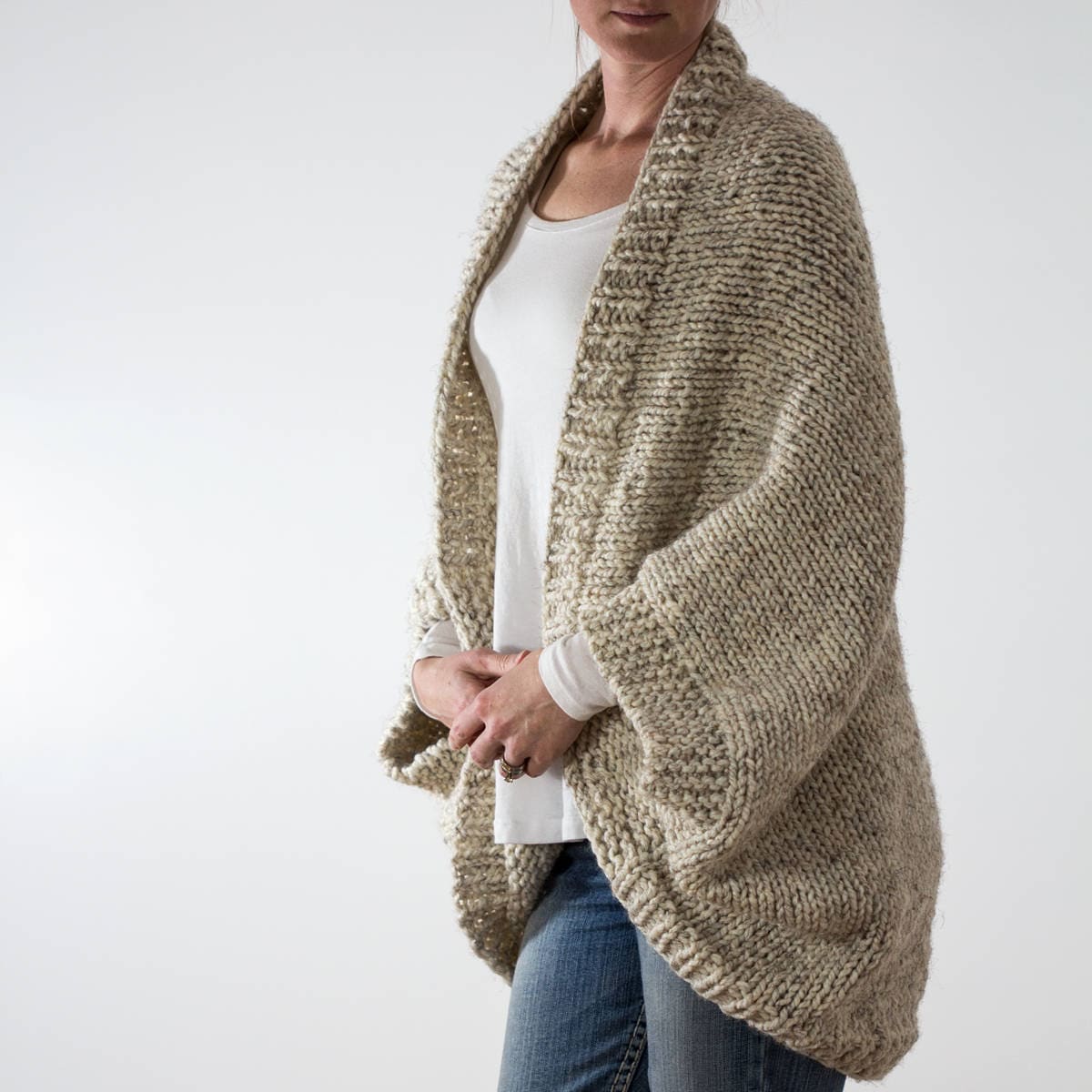 EASY SHRUG Knitting Pattern Over-sized 
