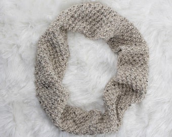 Everlasting - Knitting Pattern - Infinity Scarf Easy Knit Cowl - Brome Fields