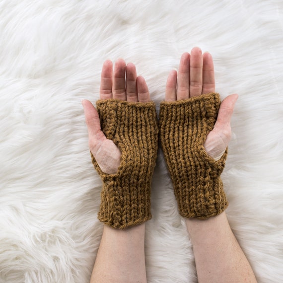 Absolute Beginner Fingerless Gloves Knitting Pattern, Quick & Easy