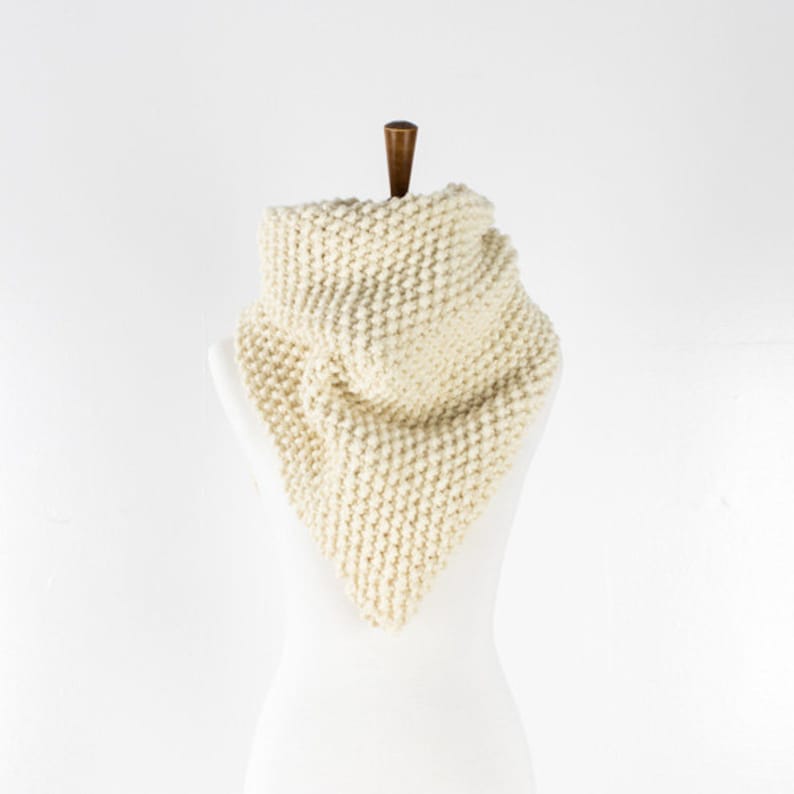 Seed Stitch Triangle Shawl Knitting Pattern / Shawl Scarf Pattern / Knit Triangle Scarf / Easy Shawl Knitting Pattern / Cuddles image 2