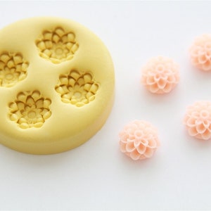 Flower Mums Cabochon Silicone Mold 4 Cavity