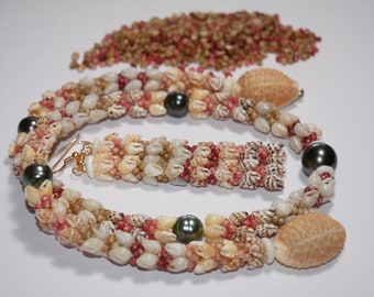 20" Hawaiian shell necklace and earrings set Momi & Kahelelani with Tahitian pearls #1025