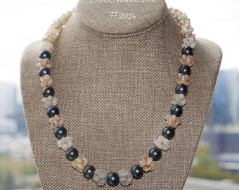 21 1/4" Niʻihau Momi Crown Flower Shell Lei with Edison Pearls #2024