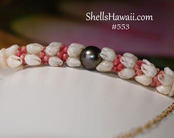 17 1/2" Kahelelani & Momi Shell Pendant with Tahitian Pearl #553