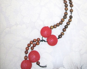 Pauper's prayer beads: Wood, cinnabar (10 decades, circular) 5050