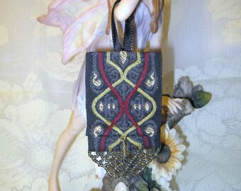 Beaded Mini Purse: Elegant Black, Gold MP-20