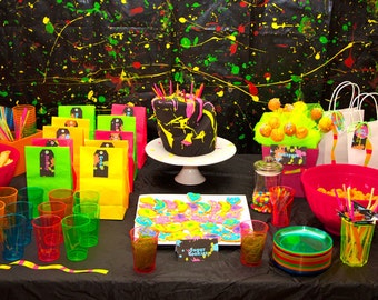 GLOW PARTY DECORATIONS AND FAVORS Birthday Party Mad in Crafts