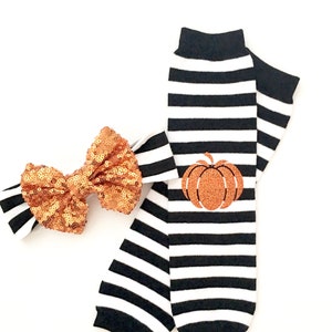 Halloween Leg Warmers baby girl, Thanksgiving Leg Warmers, Baby Leg Warmers, Black and White stripe leg warmers, pumpkin leg warmers