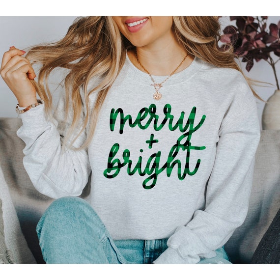 Merry Bright Women s Sweatshirt green buffalo plaid merry and bright Christmas Sweatshirt for Women Casual Holiday Clothes Women