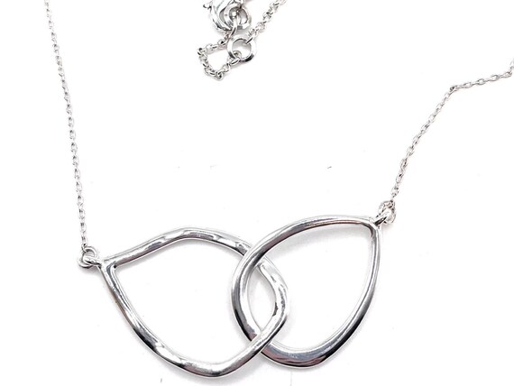 Interlocking Double Teardrop Chloe and Isabel Nec… - image 1