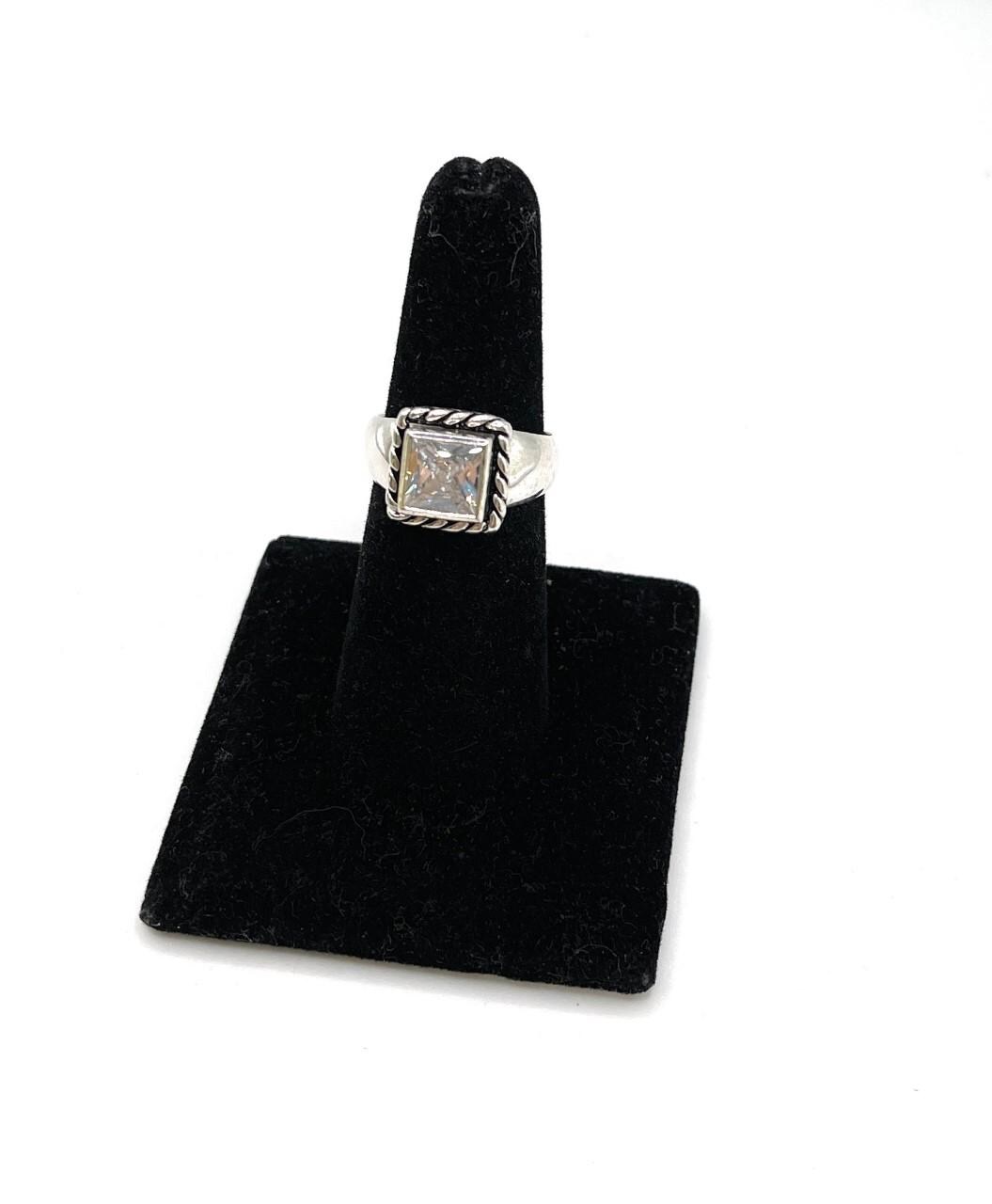 Anello Silpada Elizabeth In Argento 925 Con Zirconi Quadrati - Misura 8, Usato In Ottime Condizioni