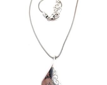 Brighton Pendant Necklace - 5067