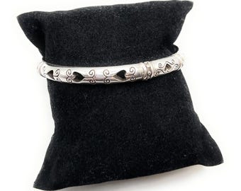 Silpada ハンマー打ち 925 シルバー ヴィンテージ カフブレスレット