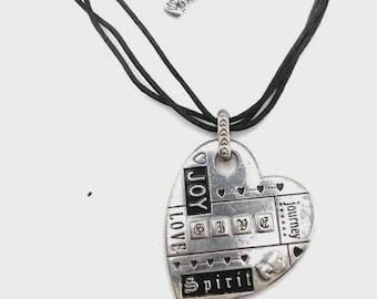 Naszyjnik z wisiorkiem Brighton Heart - 7207