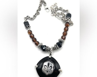 Brighton Vintage Fleur De Lis Pendant Necklace - 3441