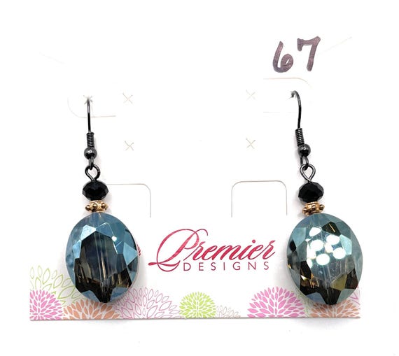 EMERALD ISLE Premier Designs earrings