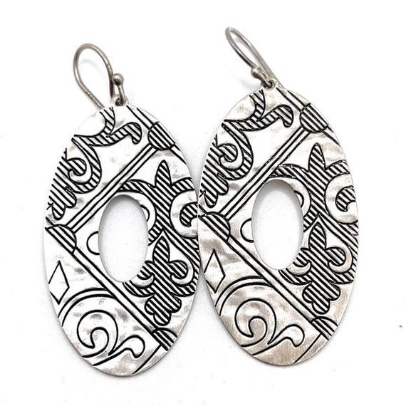 W2136 Silpada Etched Oval Earrings