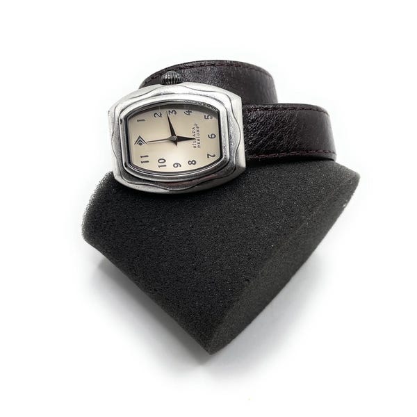 T1896 Reservierte Silpada Braun Leder Wickeluhr