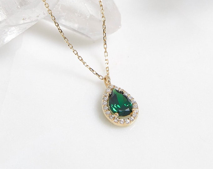 14K Solid Yellow Gold Emerald Necklace, Pear Shape Emerald Solitaire ...