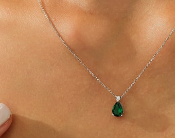 14K Solid White Gold Emerald and Diamond Solitaire Necklace ,Pear Shape Emerald Necklace,Diamond Necklace ,May Birthstone, Gemstone Necklace