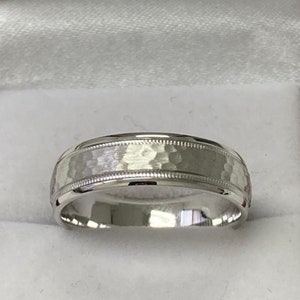 14K White Gold Wedding Band, Milgrain Hammered Finish Mens and Womens Wedding Rings, 6mm 10K 14K 18K Solid Gold Mens Wedding Ring