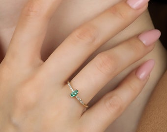 14K Yellow Gold Emerald and Diamond Ring, Natural Marquise Emerald Ring, Minimalist Diamond Ring, Diamond Wedding Band, Eternity Ring