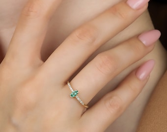 14K Yellow Gold Emerald and Diamond Ring, Natural Marquise Emerald Ring, Minimalist Diamond Ring, Diamond Wedding Band, Eternity Ring