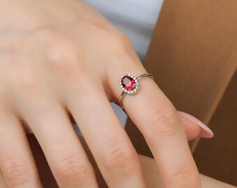 14K Gold Oval Ruby and Diamond Ring, 1 Carat Ruby Ring , Diamond Engagement Rings, Diamond Wedding Ring, July Birthstone, Rings for Women