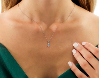 14K Solid White Gold Blue Topaz and Diamond Solitaire Necklace ,Minimalist Oval Natural Topaz Necklace ,Gemstone Necklace, Diamond Necklace