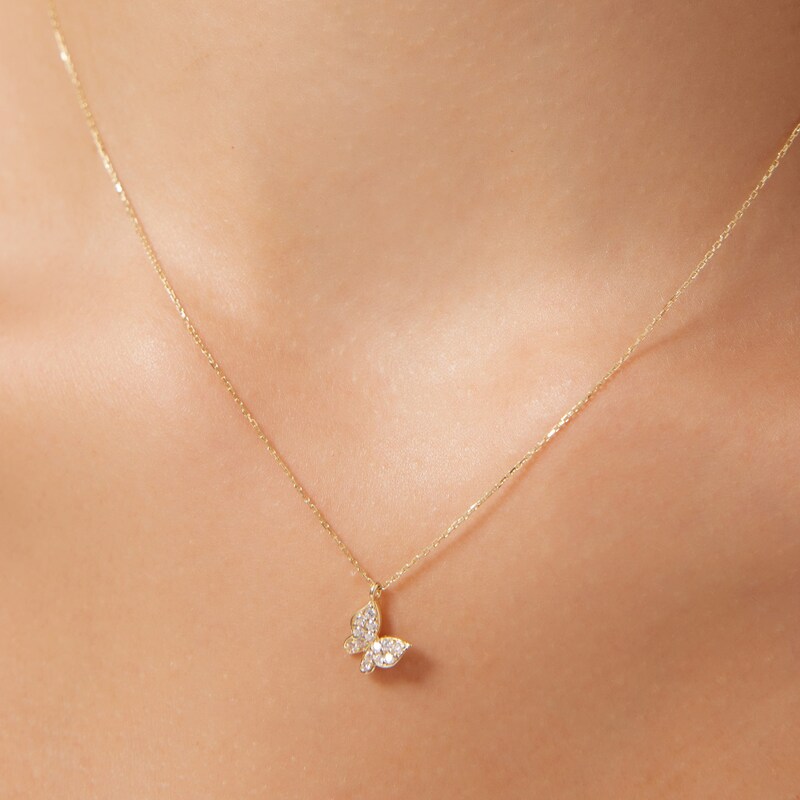 (BUY TO KEEP) BUTTERFLY NECKLACE