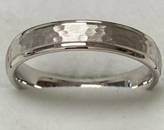 White Gold Mens Wedding Band, Hammered Finish Men and Women Wedding Ring, 4mm 10K 14K 18K Solid White Gold Wedding Bands, Mens Wedding Ring