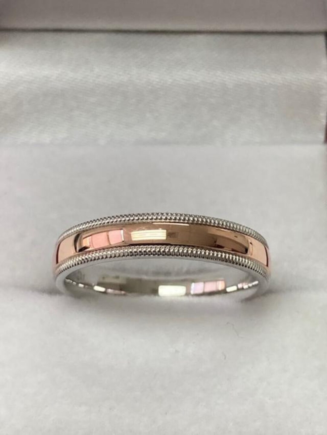 Two tone sale milgrain wedding band