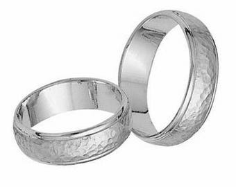5mm 10K 14K 18K Solid White Gold Hammered Finish Wedding Bands, His and Hers Wedding Rings Set, Matching Wedding Bands