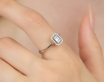 Baguette Diamond Ring, 14K White Gold Diamond Wedding Ring , Diamond Engagement Rings, Womens Wedding Bands, Diamond Rings