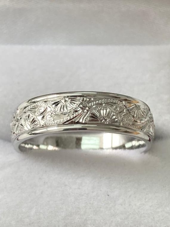 Hand online engraved ring