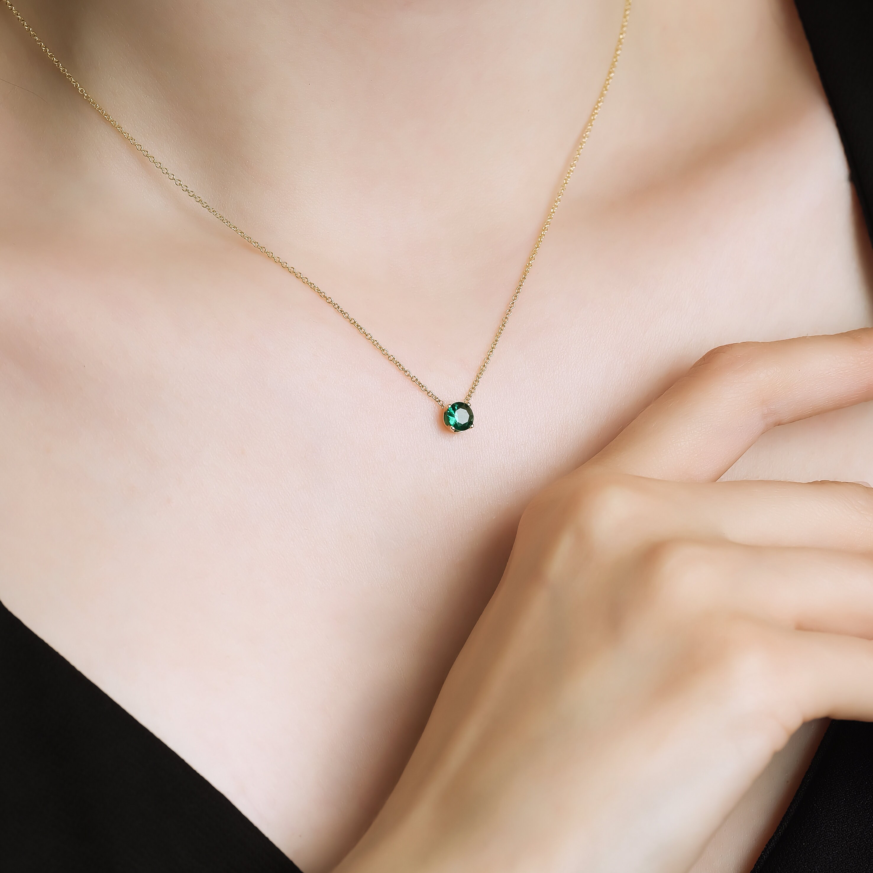 14K Solid White Gold Emerald Necklace 5mm Prong Setting Round - Etsy