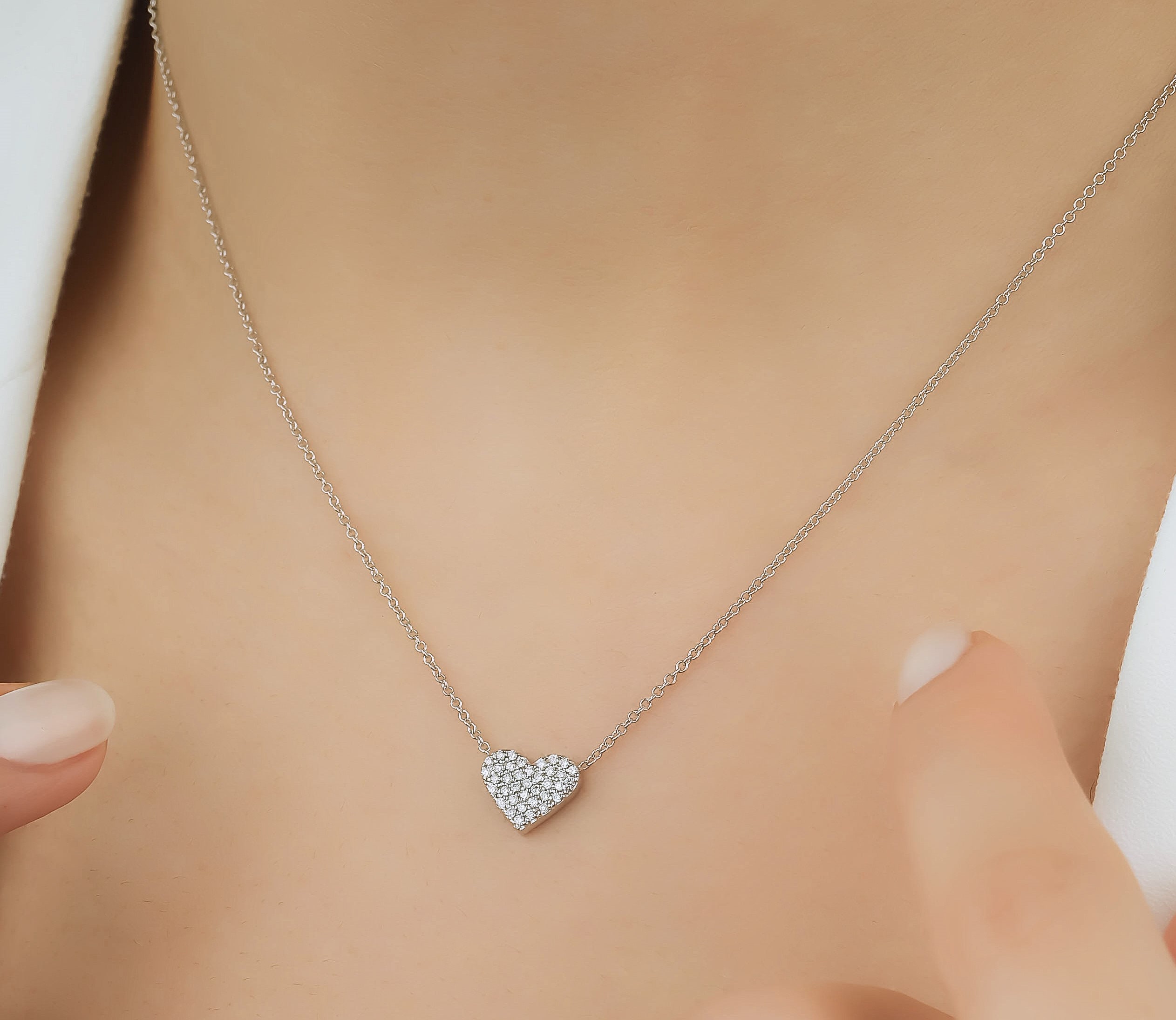 Heart 14k White Gold Pendant Necklace in White Diamonds