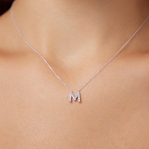 Collier initiale diamant, collier lettre diamant en or blanc massif 14 carats, collier lettre minimaliste, collier personnalisé, collier lettre M